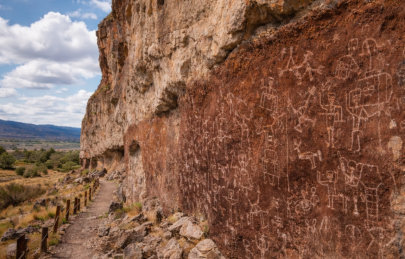 Petroglyph Point